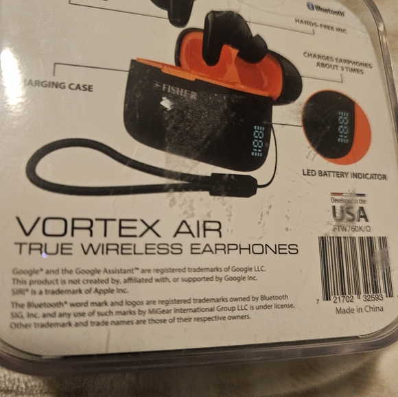 FISHER TRUE WIRELESS EARPHONES.  NEW IN BOX. - Picture 2 of 2